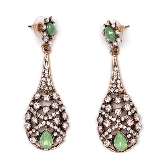 Last 1! Statement Water Drop Crystal Earrings - Picture 1 of 6